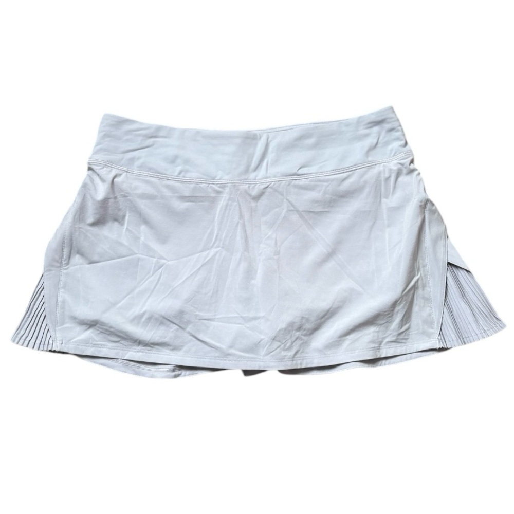 Women’s Lululemon Play Off The Pleats Silver Lilac Skirt Size 8